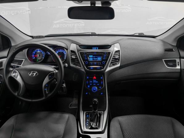 Hyundai Elantra V (MD) Рестайлинг с пробегом 2014 года, цена 1 112 000 рублей, 178945 км, седан, Автокод Объявления