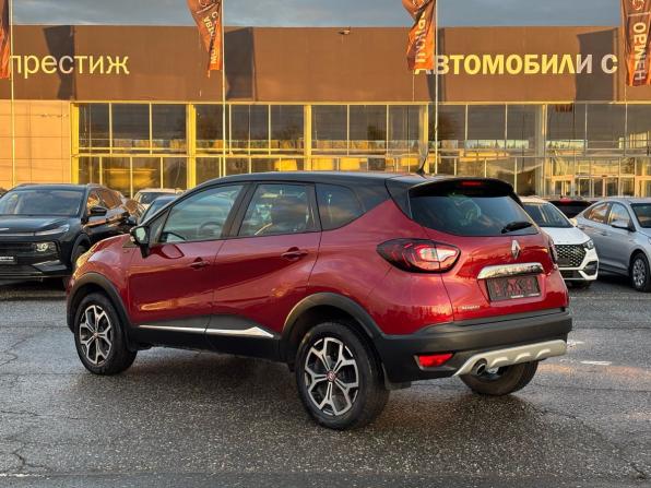 Renault Kaptur I с пробегом 2018 года, цена 1 299 000 рублей, 109969 км, внедорожник, Автокод Объявления