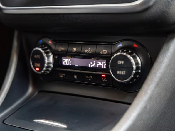 Mercedes-Benz CLA I (C117 X117) с пробегом 2015 года, цена 1 638 000 рублей, 151781 км, седан, Автокод Объявления