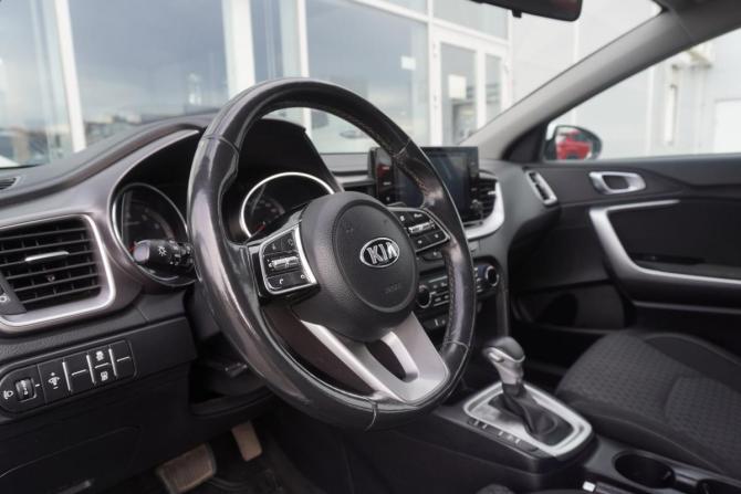 Kia XCeed I с пробегом 2020 года, цена 1 899 000 рублей, 111000 км, хэтчбек, Автокод Объявления