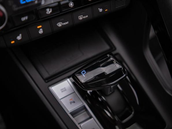 Hyundai Elantra VII (CN7) Рестайлинг с пробегом 2024 года, цена 2 649 000 рублей, 1726 км, седан, Автокод Объявления