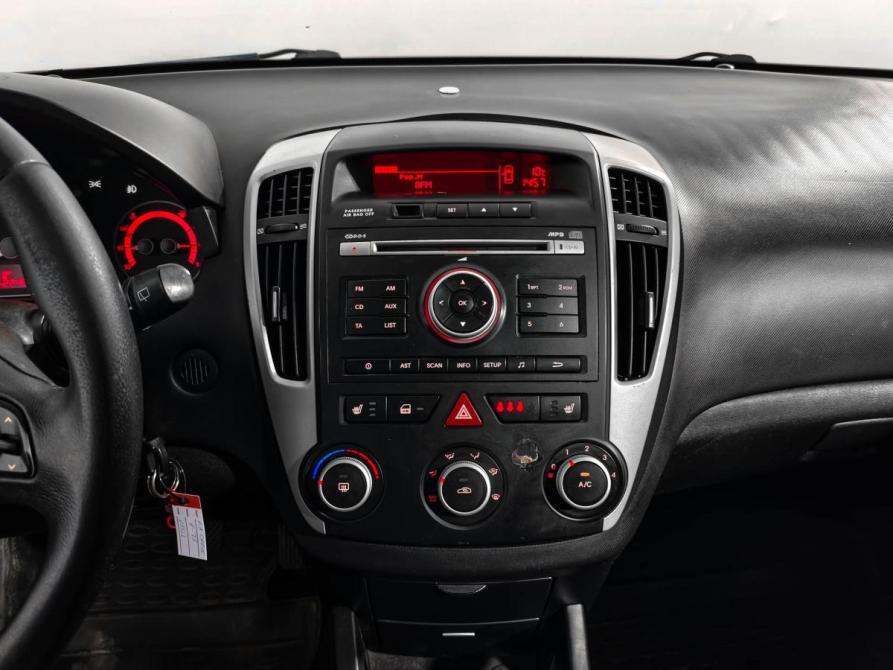 Kia Ceed I Рестайлинг Санкт-Петербург  - изображение 16