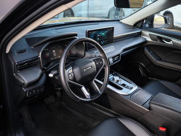 Haval Jolion I Рестайлинг с пробегом 2024 года, цена 1 997 000 рублей, 42173 км, внедорожник, Автокод Объявления
