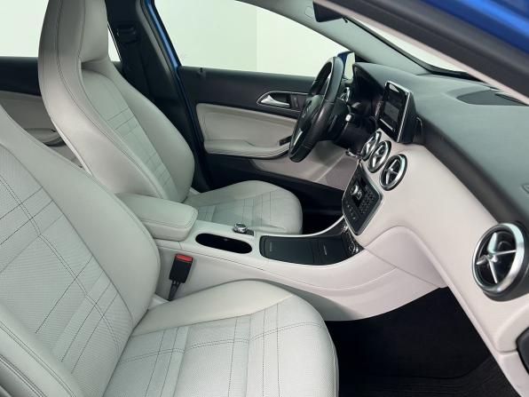 Mercedes-Benz A-Класс III (W176) с пробегом 2015 года, цена 1 450 000 рублей, 112400 км, хэтчбек, Автокод Объявления