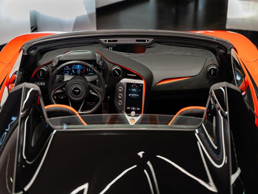 McLaren 750S Москва  - изображение 25