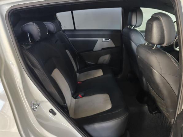 Kia Sportage III с пробегом 2014 года, цена 1 177 000 рублей, 300296 км, внедорожник, Автокод Объявления