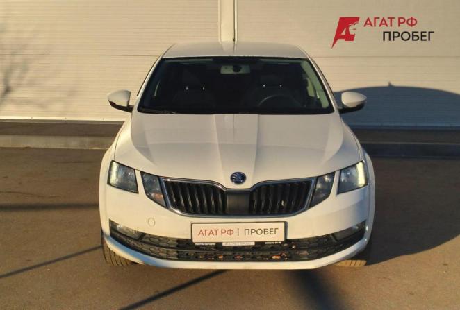 Skoda Octavia III (A7) Рестайлинг с пробегом 2019 года, цена 1 580 000 рублей, 180976 км, лифтбек, Автокод Объявления