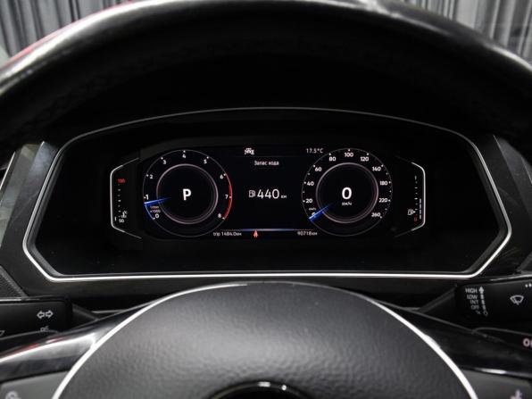 Volkswagen Tiguan II с пробегом 2019 года, цена 2 198 000 рублей, 90717 км, внедорожник, Автокод Объявления