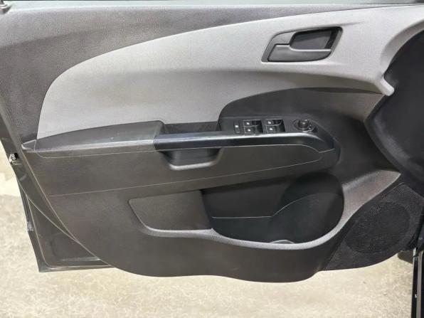 Chevrolet Aveo II с пробегом 2013 года, цена 439 000 рублей, 312000 км, седан, Автокод Объявления