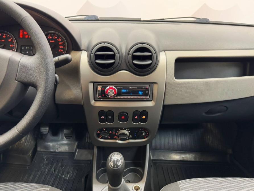 Renault Logan I Рестайлинг Ставрополь  - изображение 12