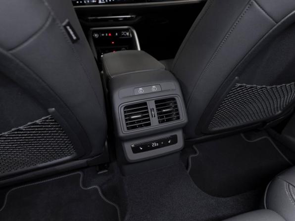 Audi Q5 III (GU) с пробегом 2026 года, цена 8 950 000 рублей, 11 км, внедорожник, Автокод Объявления