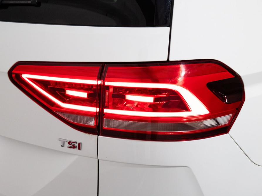 Volkswagen Touran II Иркутск  - изображение 22