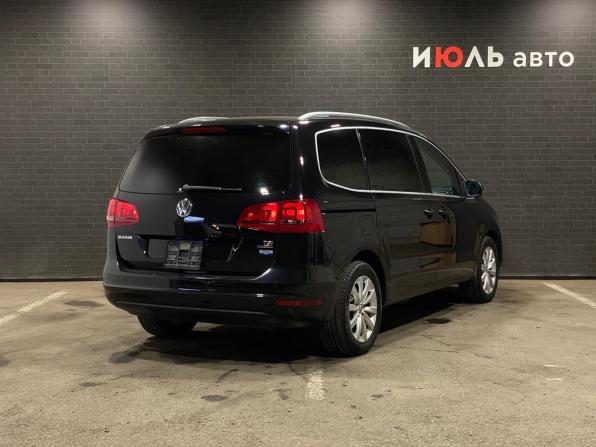 Volkswagen Sharan II с пробегом 2011 года, цена 1 415 000 рублей, 133270 км, минивэн, Автокод Объявления