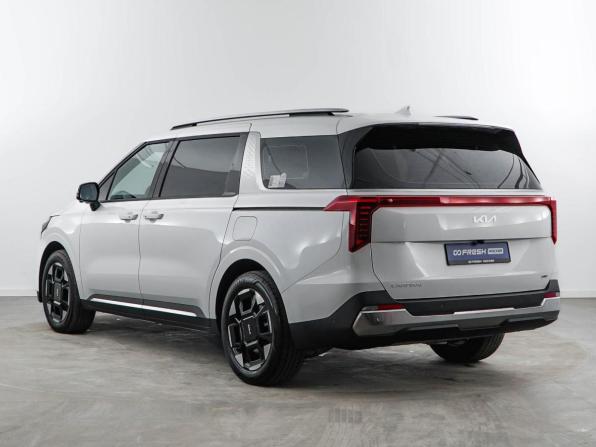 Kia Carnival IV Рестайлинг с пробегом 2025 года, цена 6 145 055 рублей, 4866 км, минивэн, Автокод Объявления