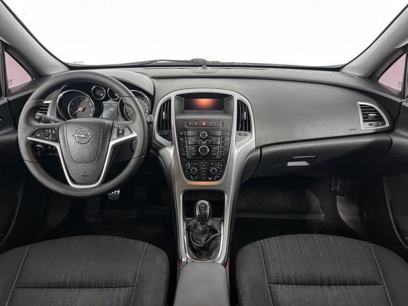 Opel Astra J с пробегом 2010 года, цена 657 000 рублей, 269851 км, хэтчбек, Автокод Объявления