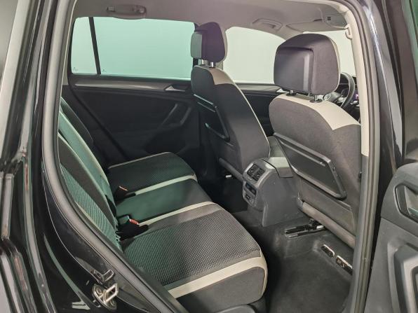 Volkswagen Tiguan II с пробегом 2019 года, цена 2 475 000 рублей, 108577 км, внедорожник, Автокод Объявления