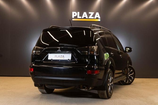 Mitsubishi Outlander II Рестайлинг с пробегом 2011 года, цена 1 199 000 рублей, 197623 км, внедорожник, Автокод Объявления