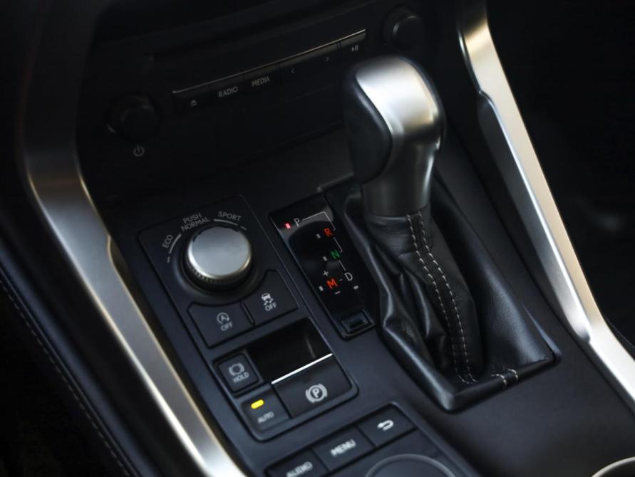 Lexus NX I Санкт-Петербург  - изображение 18