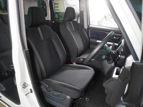 Toyota Roomy I Рестайлинг с пробегом 2021 года, цена 1 499 000 рублей, 45028 км, микровэн, Автокод Объявления
