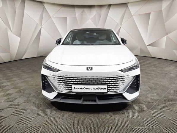 Changan UNI-V I с пробегом 2023 года, цена 1 793 000 рублей, 103825 км, лифтбек, Автокод Объявления