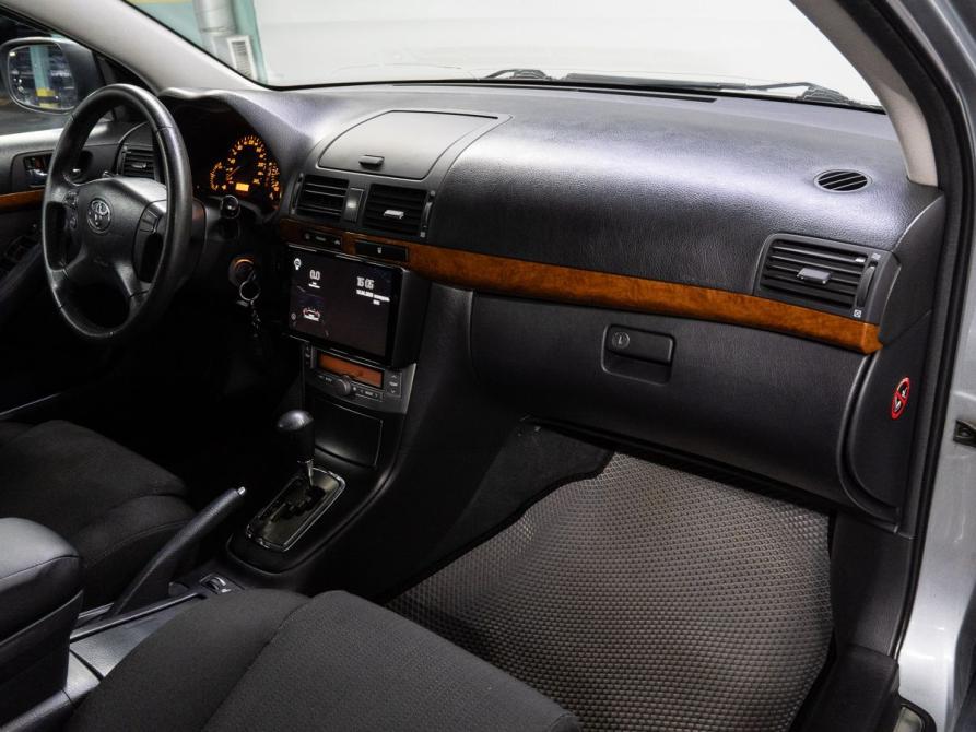 Toyota Avensis II Рестайлинг Тюмень  - изображение 17