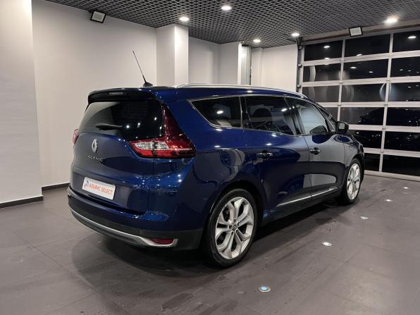 Renault Scenic IV с пробегом 2018 года, цена 1 550 000 рублей, 154830 км, компактвэн, Автокод Объявления