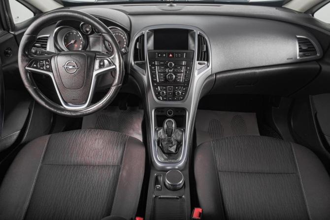 Opel Astra J с пробегом 2011 года, цена 729 000 рублей, 261228 км, универсал, Автокод Объявления