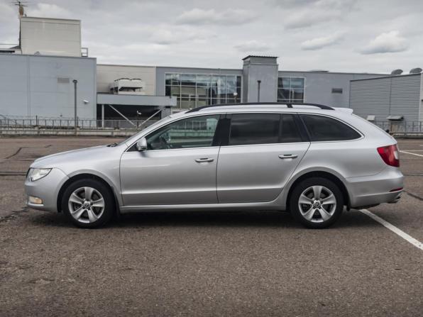Skoda Superb II с пробегом 2012 года, цена 797 000 рублей, 214308 км, универсал, Автокод Объявления