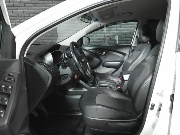 Hyundai ix35 I Рестайлинг с пробегом 2014 года, цена 1 400 000 рублей, 113026 км, внедорожник, Автокод Объявления