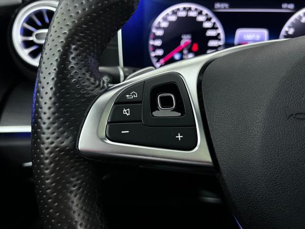 Mercedes-Benz E-Класс V (W213 S213 C238) с пробегом 2017 года, цена 3 880 000 рублей, 54514 км, седан, Автокод Объявления