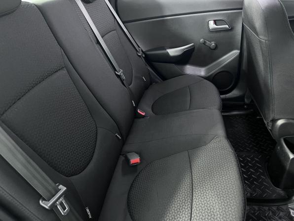 Kia Rio III с пробегом 2012 года, цена 900 000 рублей, 142000 км, седан, Автокод Объявления