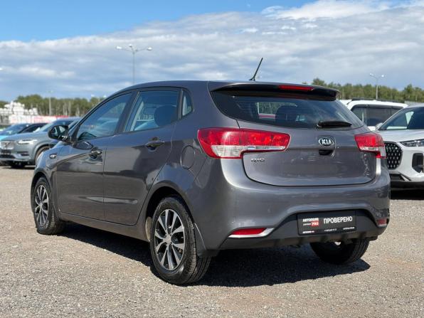 Kia Rio III Рестайлинг с пробегом 2016 года, цена 945 000 рублей, 141200 км, хэтчбек, Автокод Объявления