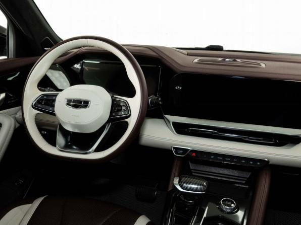 Geely Monjaro I с пробегом 2023 года, цена 3 066 000 рублей, 67528 км, внедорожник, Автокод Объявления