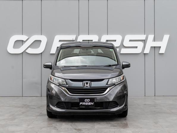 Honda Freed II с пробегом 2018 года, цена 1 530 000 рублей, 79646 км, компактвэн, Автокод Объявления
