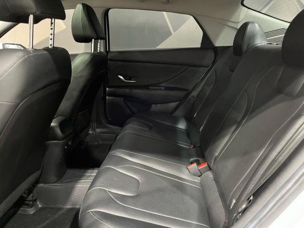 Hyundai Elantra VII (CN7) с пробегом 2021 года, цена 1 870 000 рублей, 58553 км, седан, Автокод Объявления