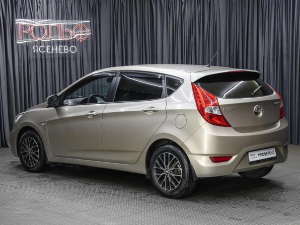 Hyundai Solaris I с пробегом 2013 года, цена 698 000 рублей, 180000 км, хэтчбек, Автокод Объявления