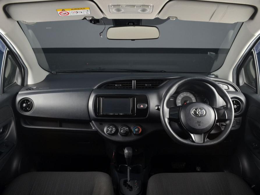 Toyota Vitz III (XP130) Рестайлинг 2 Кемерово  - изображение 9