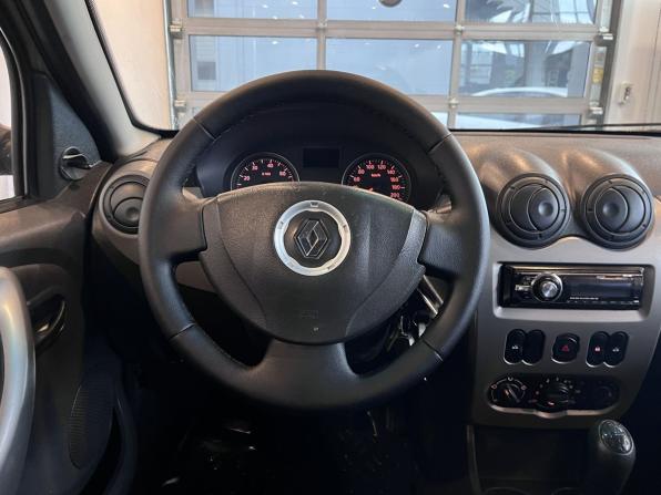 Renault Sandero I с пробегом 2012 года, цена 598 000 рублей, 101860 км, хэтчбек, Автокод Объявления