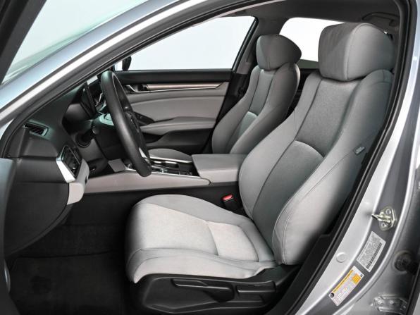 Honda Accord X с пробегом 2018 года, цена 1 979 000 рублей, 93347 км, седан, Автокод Объявления