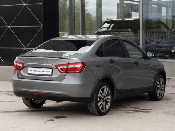 Lada (ВАЗ) Vesta I с пробегом 2018 года, цена 780 000 рублей, 218125 км, седан, Автокод Объявления