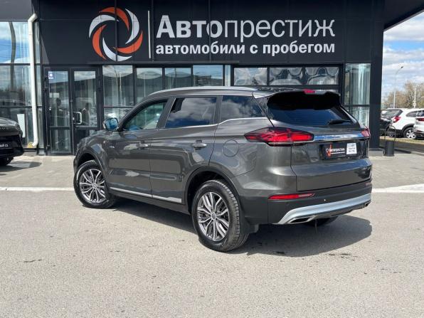 Geely Atlas Pro с пробегом 2024 года, цена 2 000 000 рублей, 59686 км, внедорожник, Автокод Объявления