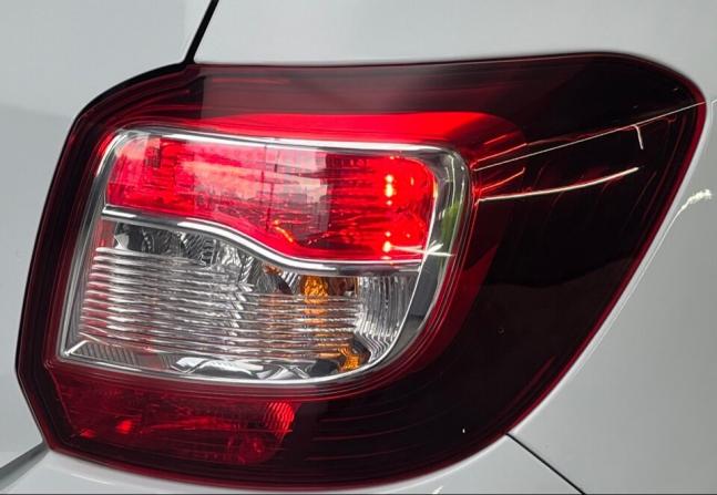 Renault Sandero II Рестайлинг с пробегом 2021 года, цена 1 379 000 рублей, 40011 км, хэтчбек, Автокод Объявления