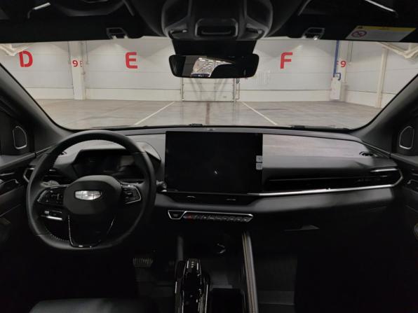 Geely Coolray I Рестайлинг 2 с пробегом 2025 года, цена 2 399 000 рублей, 19801 км, внедорожник, Автокод Объявления