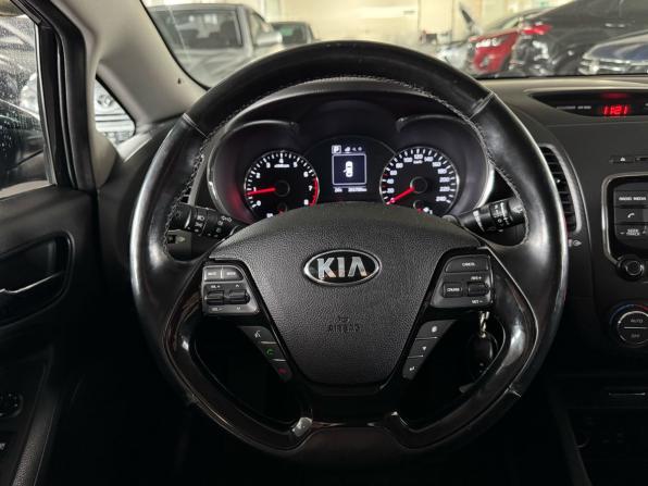Kia Cerato III Рестайлинг (Classic) с пробегом 2018 года, цена 1 230 000 рублей, 201729 км, седан, Автокод Объявления