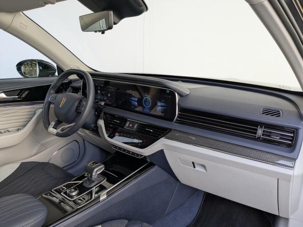 Hongqi HS5 I с пробегом 2023 года, цена 2 850 000 рублей, 14899 км, внедорожник, Автокод Объявления