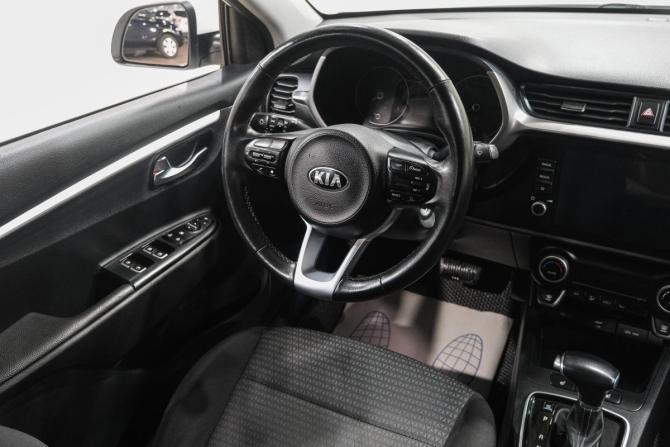 Kia Rio IV Рестайлинг с пробегом 2020 года, цена 1 499 000 рублей, 140000 км, седан, Автокод Объявления