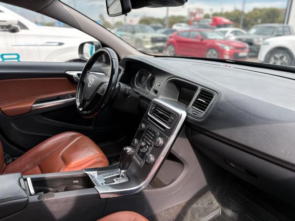 Volvo S60 II с пробегом 2012 года, цена 822 000 рублей, 208071 км, седан, Автокод Объявления