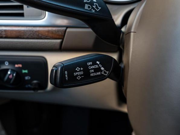 Audi A6 IV (C7) Рестайлинг с пробегом 2016 года, цена 2 030 000 рублей, 169562 км, седан, Автокод Объявления