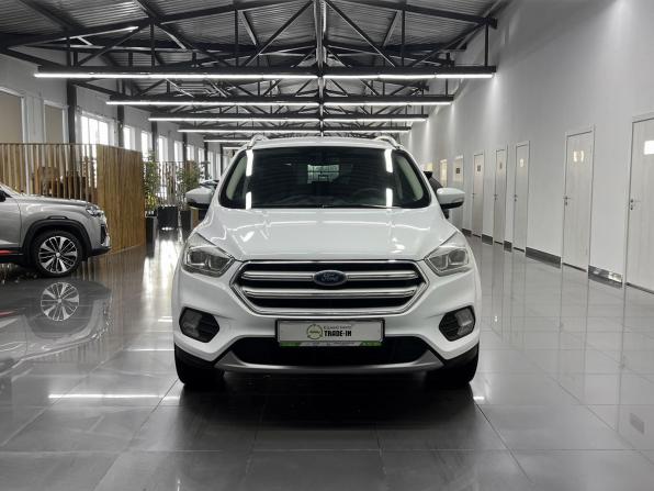 Ford Kuga II Рестайлинг с пробегом 2019 года, цена 1 760 000 рублей, 142864 км, внедорожник, Автокод Объявления