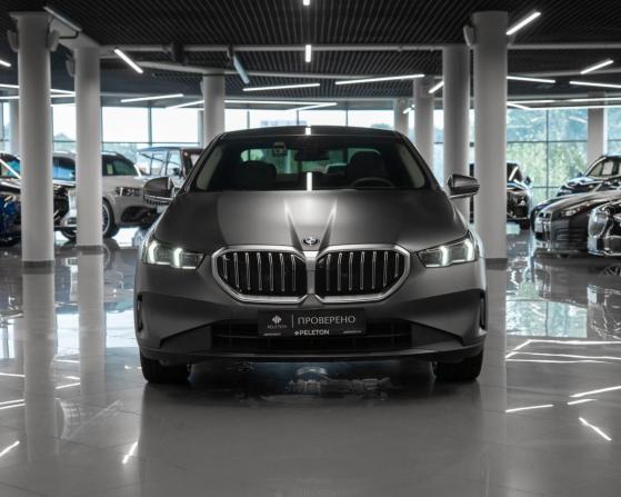 BMW 5 серии VIII (G60/G61/G68) с пробегом 2023 года, цена 7 000 000 рублей, 52717 км, седан, Автокод Объявления